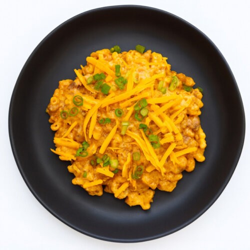 Chili mac and cheese plated 500x500