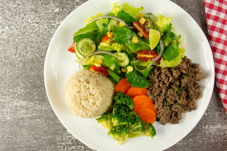 Healthy Meal Plans Beat Flexible Dieting Long Term
